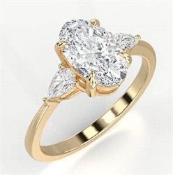Three stones Oval diamond engagement ring in yellow gold Three stones Oval diamond engagement ring in yellow gold
